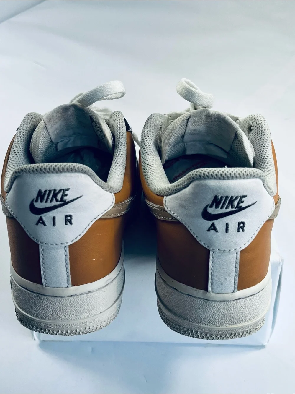 Nike Air Force 1 Low ‘07 Light Brown White Sneakers #DD8969-100 Women’s Size:8